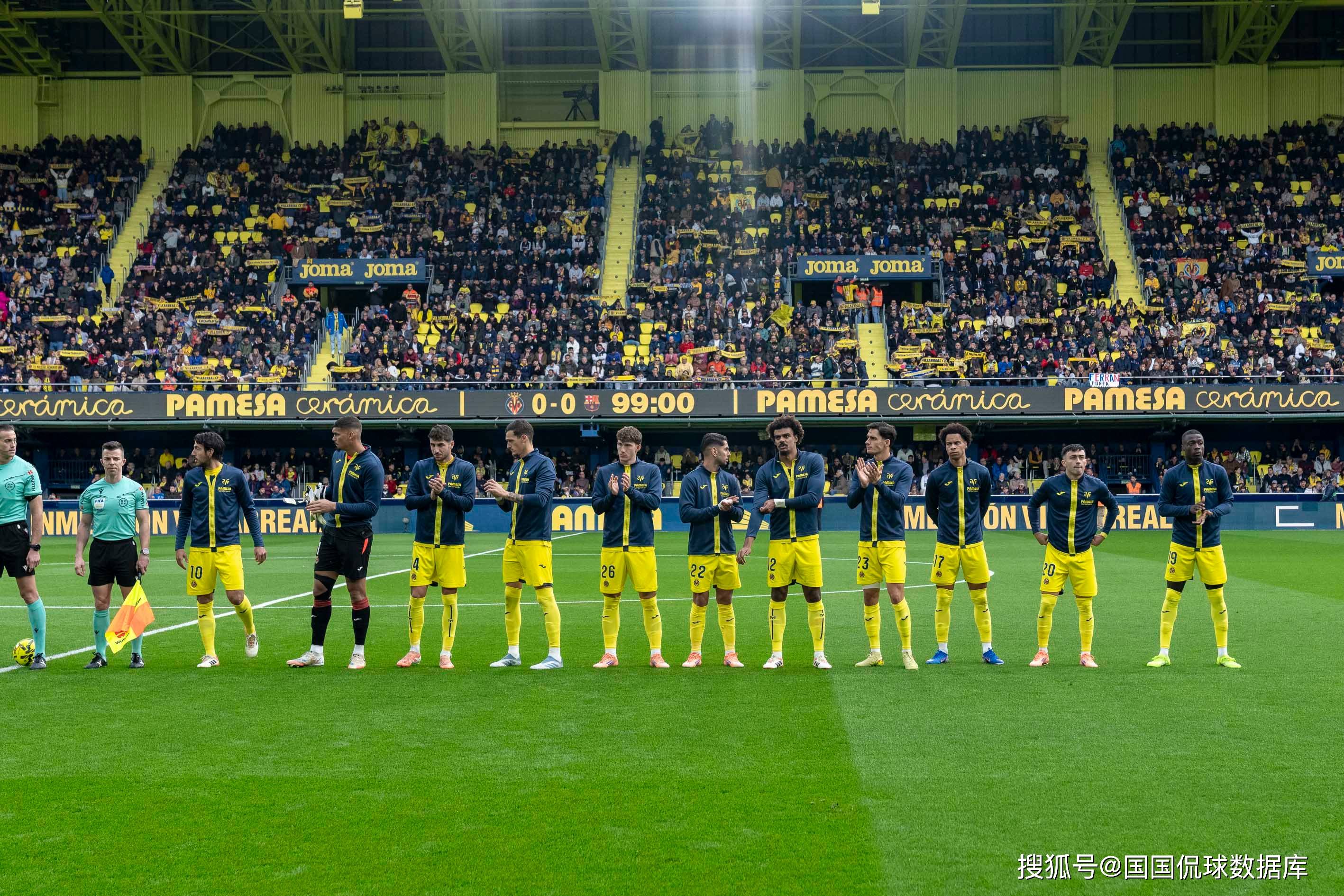 关于比利亚雷亚尔训练开放日，转会期篮板制胜引欢呼，全明星赛在即，年轻球员得到机会的信息